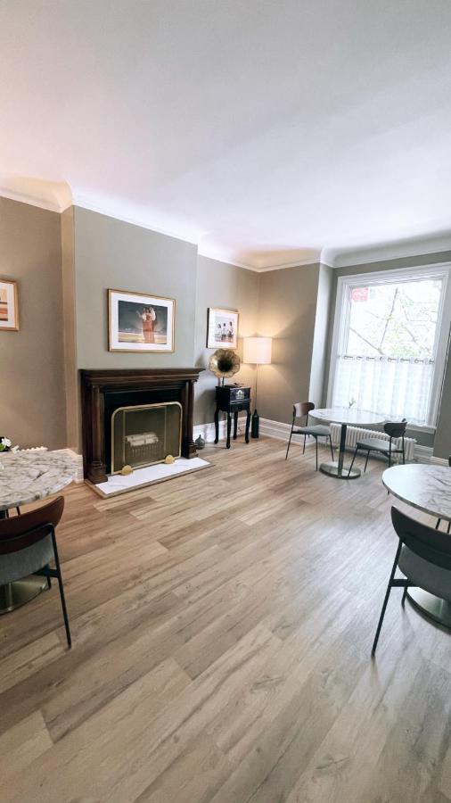 The Century House Bed And Breakfast オタワ エクステリア 写真