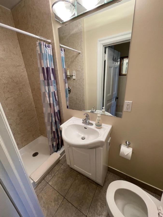 The Century House Bed And Breakfast オタワ エクステリア 写真