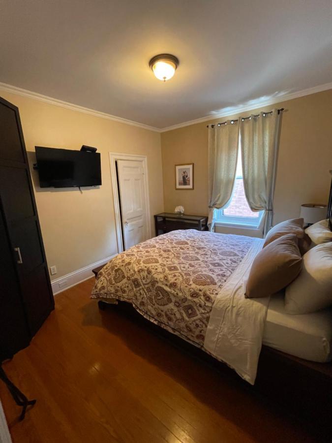 The Century House Bed And Breakfast オタワ エクステリア 写真