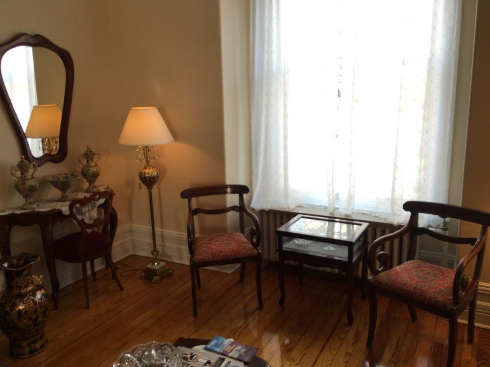 The Century House Bed And Breakfast オタワ エクステリア 写真